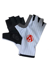 Load image into Gallery viewer, WIGAN HARRIERS TRI RACE GLOVES
